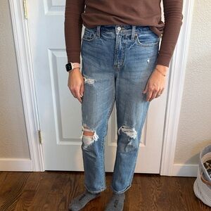 Old Navy High-rise Distressed straight leg Blue Jeans size 6